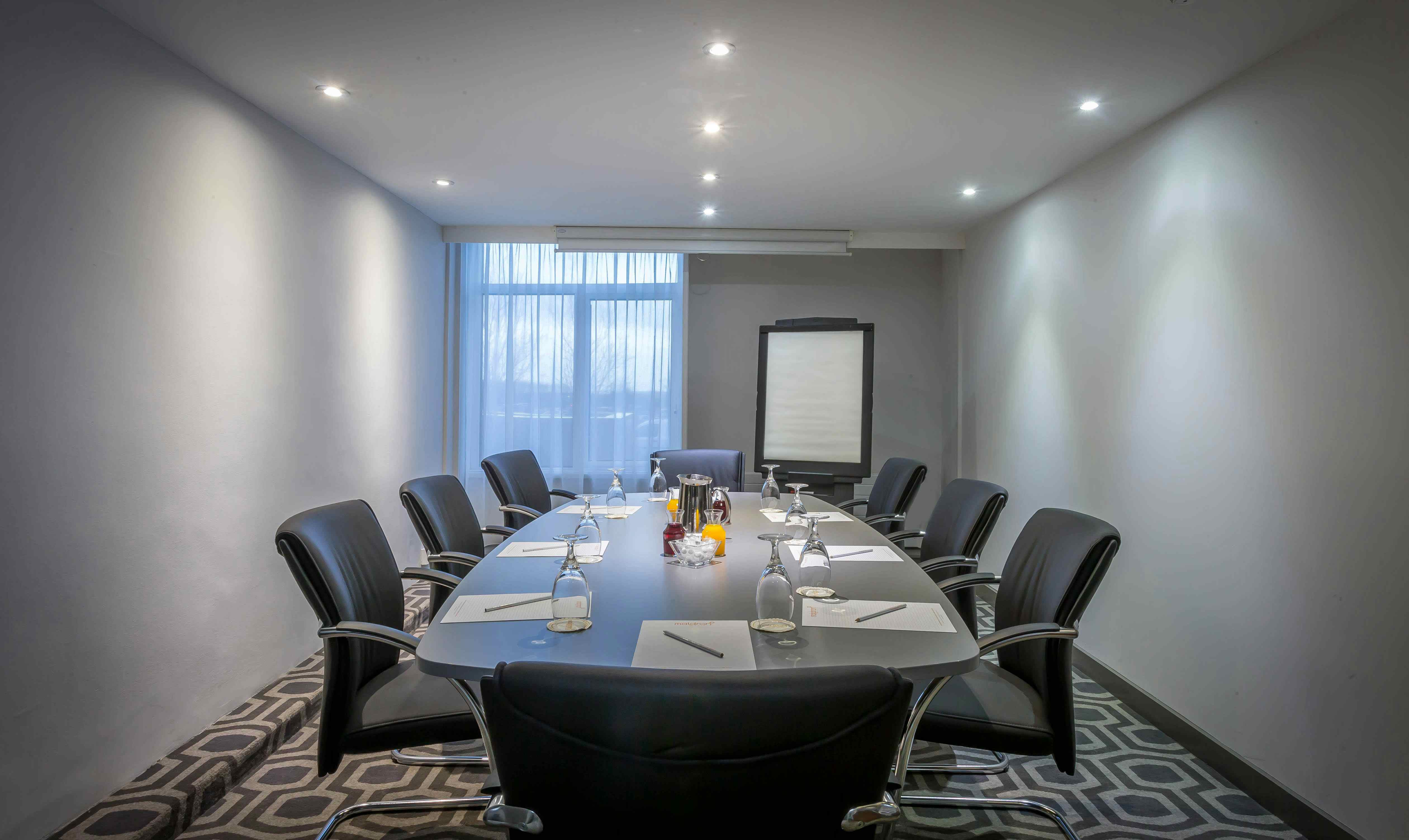 Book Standard Room at Maldron Hotel Portlaoise . A Portlaoise Venue for Hire HeadBox